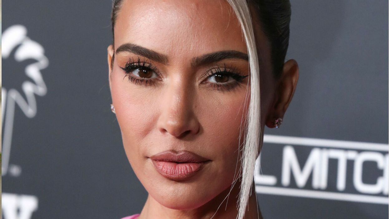 Nowa żona Kanye Westa wygląda jak Kim Kardashian! Kim jest Bianca Censori? Allegro.pl