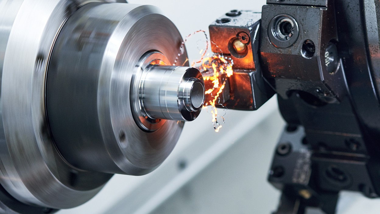 Sústruh na drevo a kov – ktorý si vybrať?