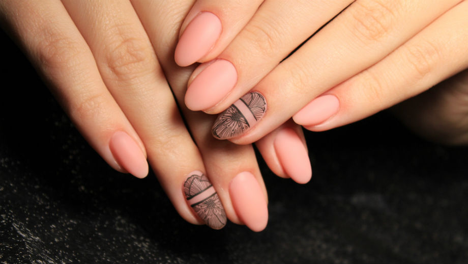 Manicure Akrylowy Kiedys I Dzis Jak Zrobic Paznokcie Akrylowe Krok Po Kroku