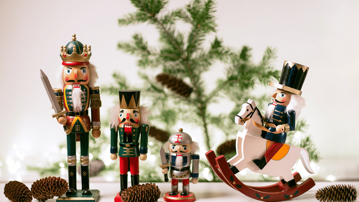 Spărgătorul de nuci - o figurină de Crăciun cu un mesaj simbolic