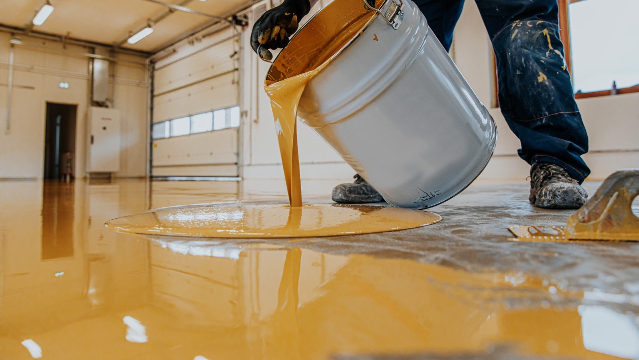 Posadzki żywiczne na balkonie, tarasie i do garażu. Zalety i wady -  Allegro.pl