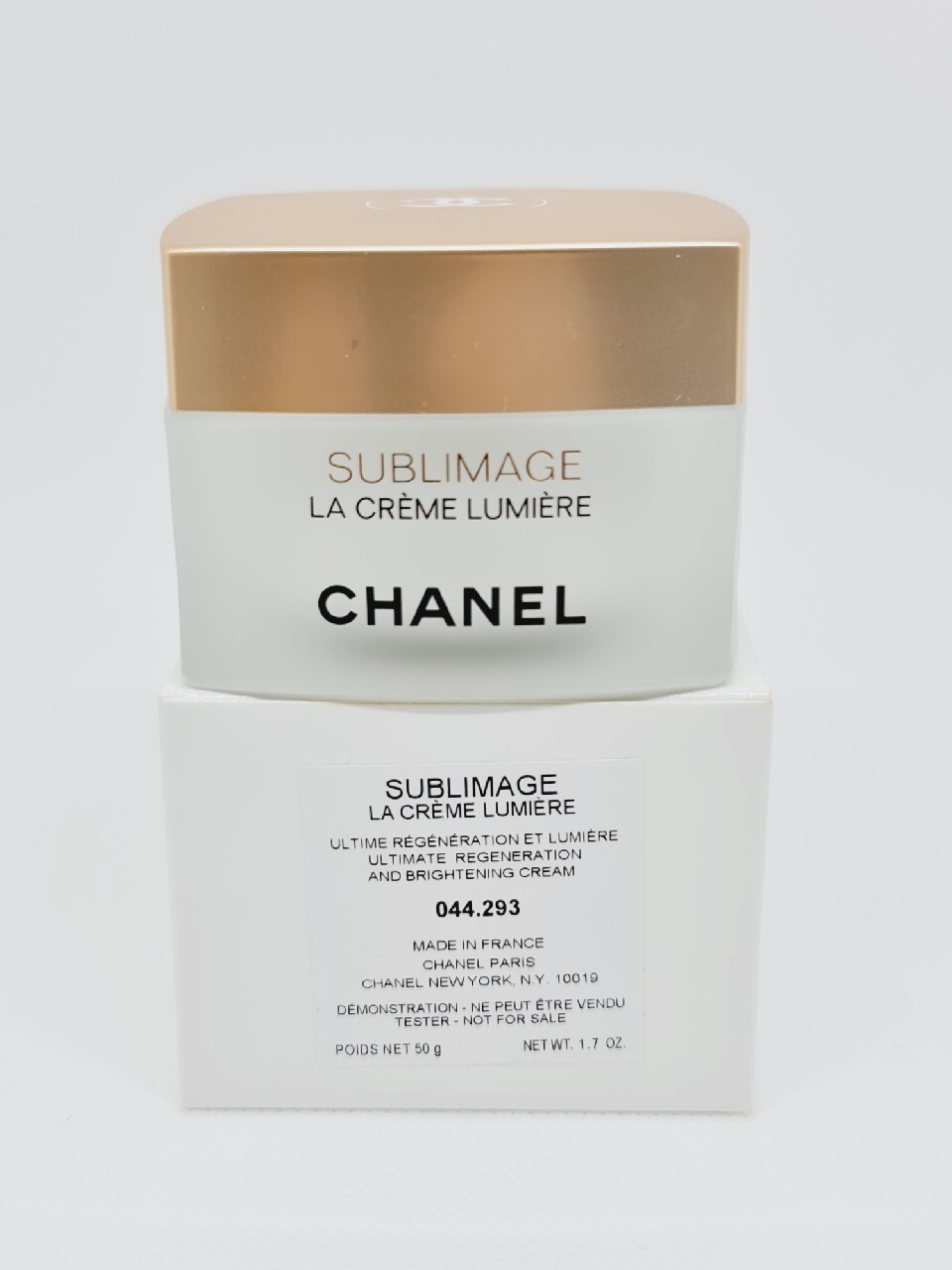 Chanel Sublimage La Creme Lumiere Ultimate Regeneration & Brightening Cream  /1.7 oz