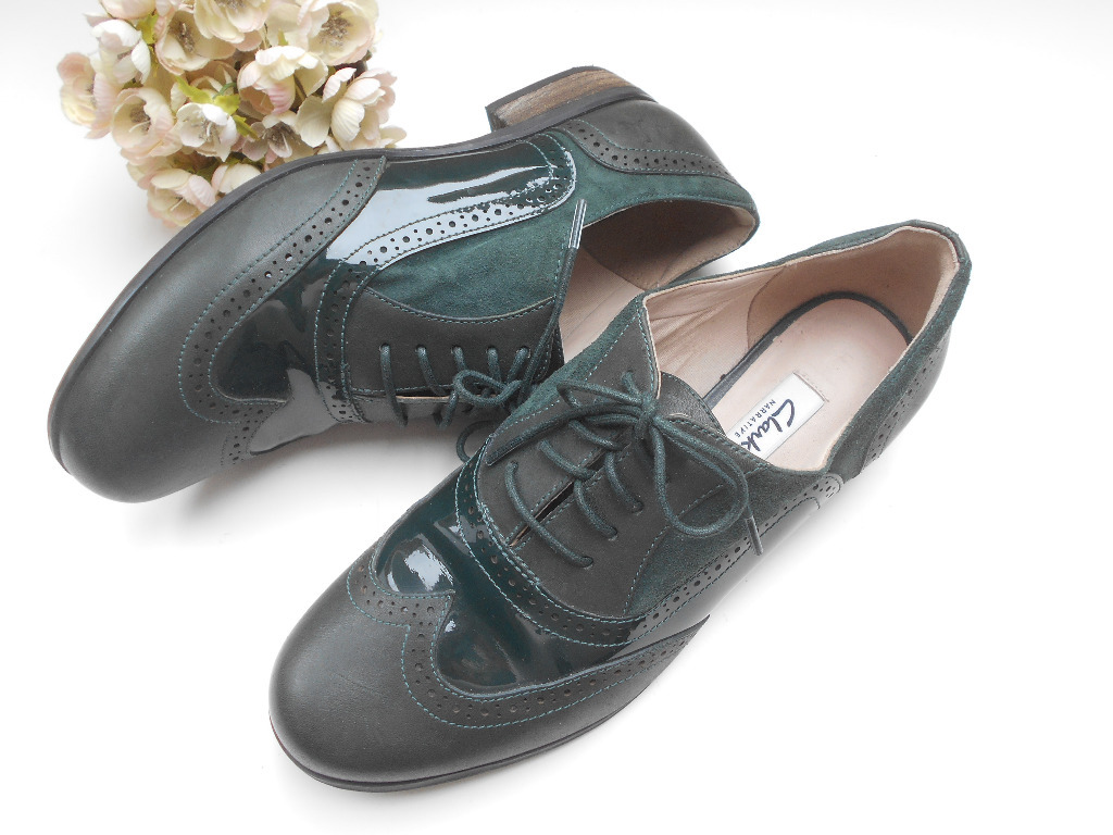 Oxfordy clarks sales