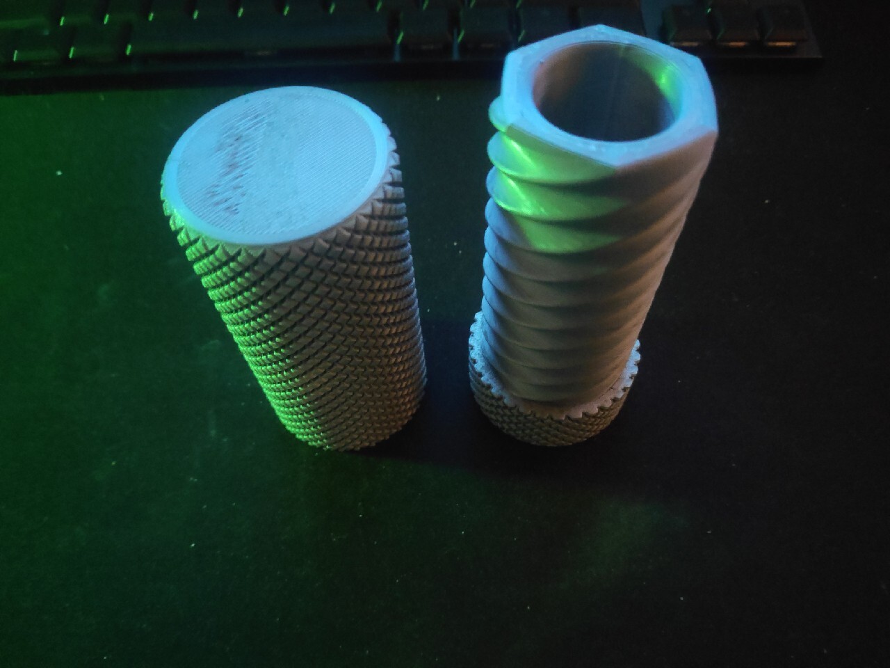 Knurled Twist Container srebrny 3D print Warszawa Kup teraz na
