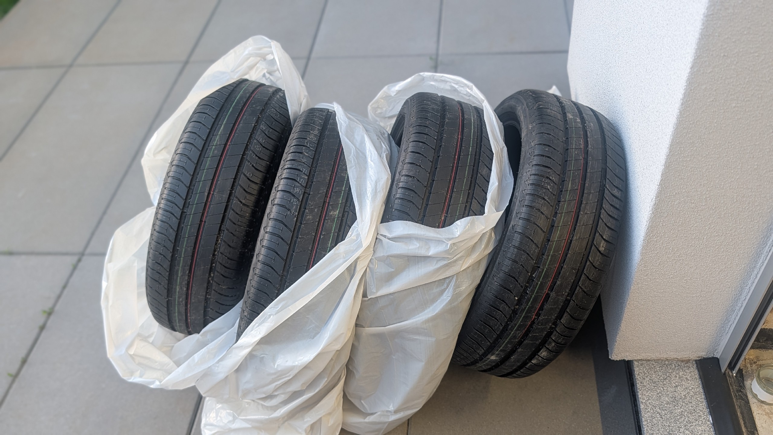 Bridgestone Ecopia EP150 205 45 R17 84W. NOWE, DOT 4025 (4 szt.)