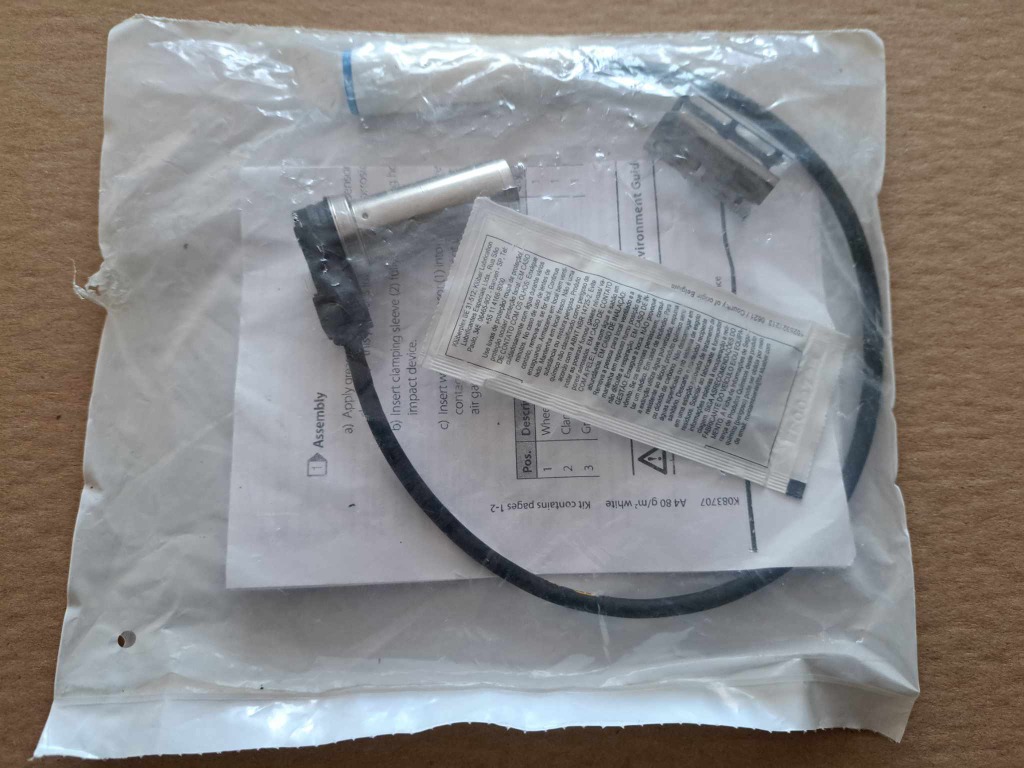НОВИЙ ДАТЧИК ABS КУТОВИЙ KNORR BREMSE K144126K50 