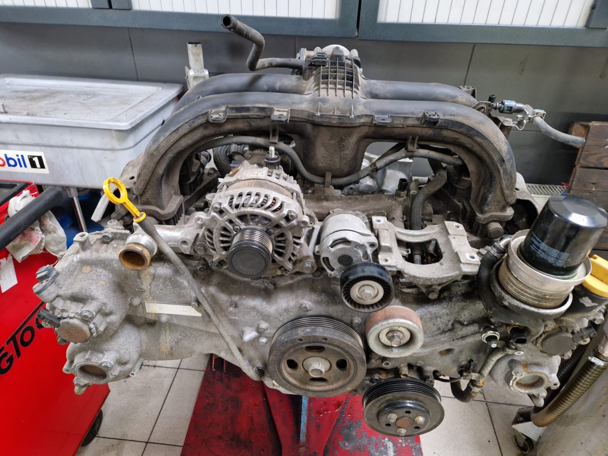 Silnik kompletny Subaru Outback FB25 2.5 benzyna Poraj Ogłoszenie