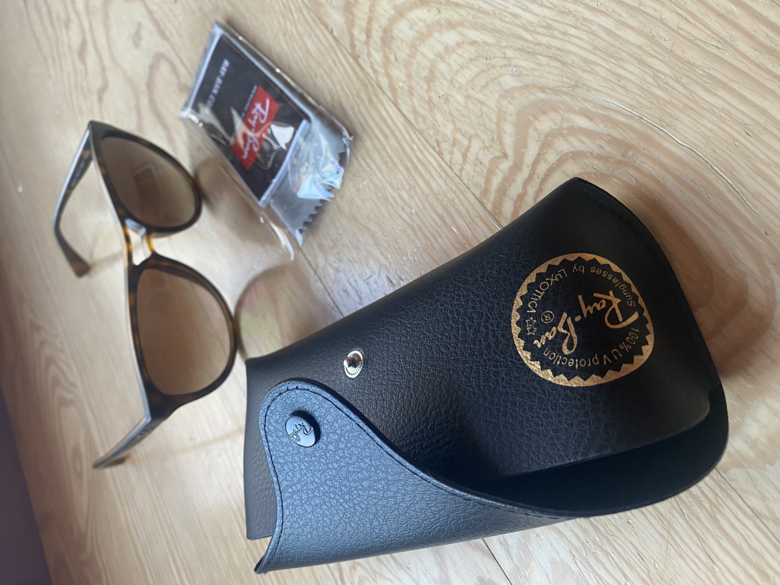 Okulary przeciwsłoneczne RayBan Brad RB4170 Borówiec Kup teraz na