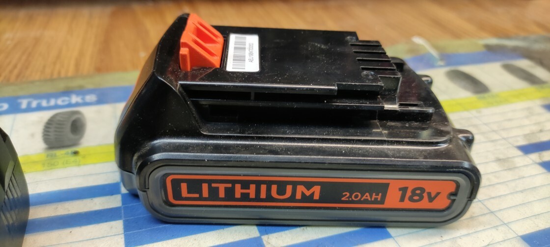 Akumulator Black&Decker 18v + ładowarka | Pustków | Licytacja na ...