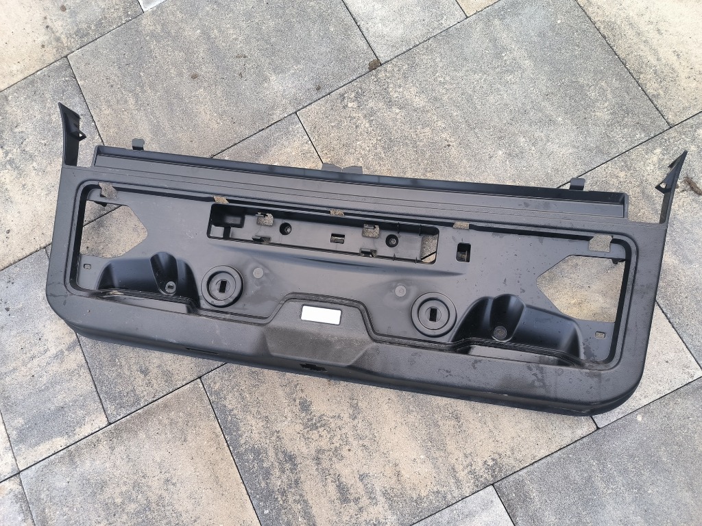 ОБШИВКА ЗАХИСТ КРИШКИ БАГАЖНИКА БАГАЖНИКА BMW G31 7390400 