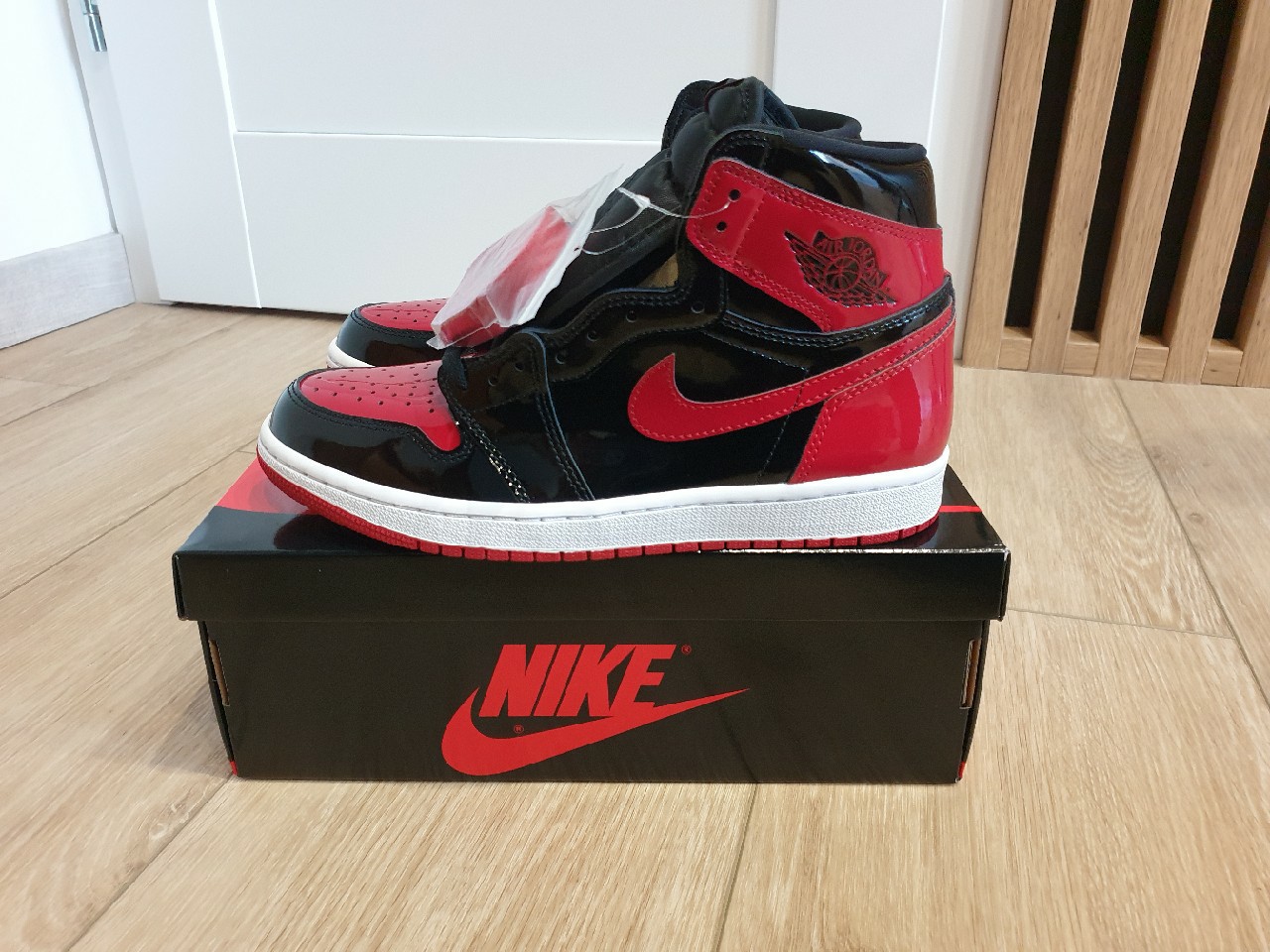Buty Nike Jordan 1 High Patent Bred Rozmiar 42 5 | Ożarów