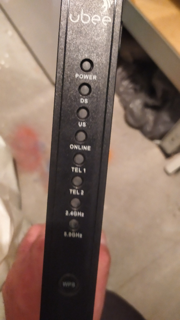 Ubee EVW32C Bezprzewodowy modem Warszawa Licytacja na Allegro Lokalnie