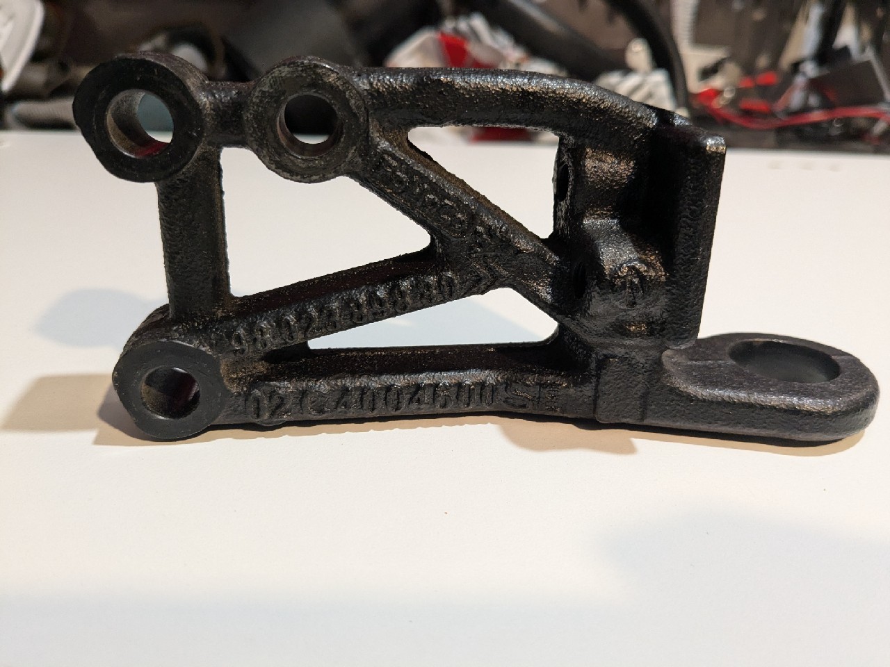 КРОНШТЕЙН ДВИГУНА PEUGEOT 2.0 HDI /FORD| 9802389880 02C4004600SE 