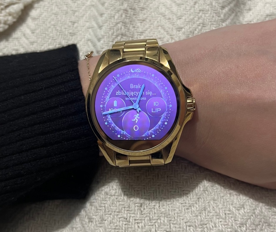 mk smartwatch dw4c