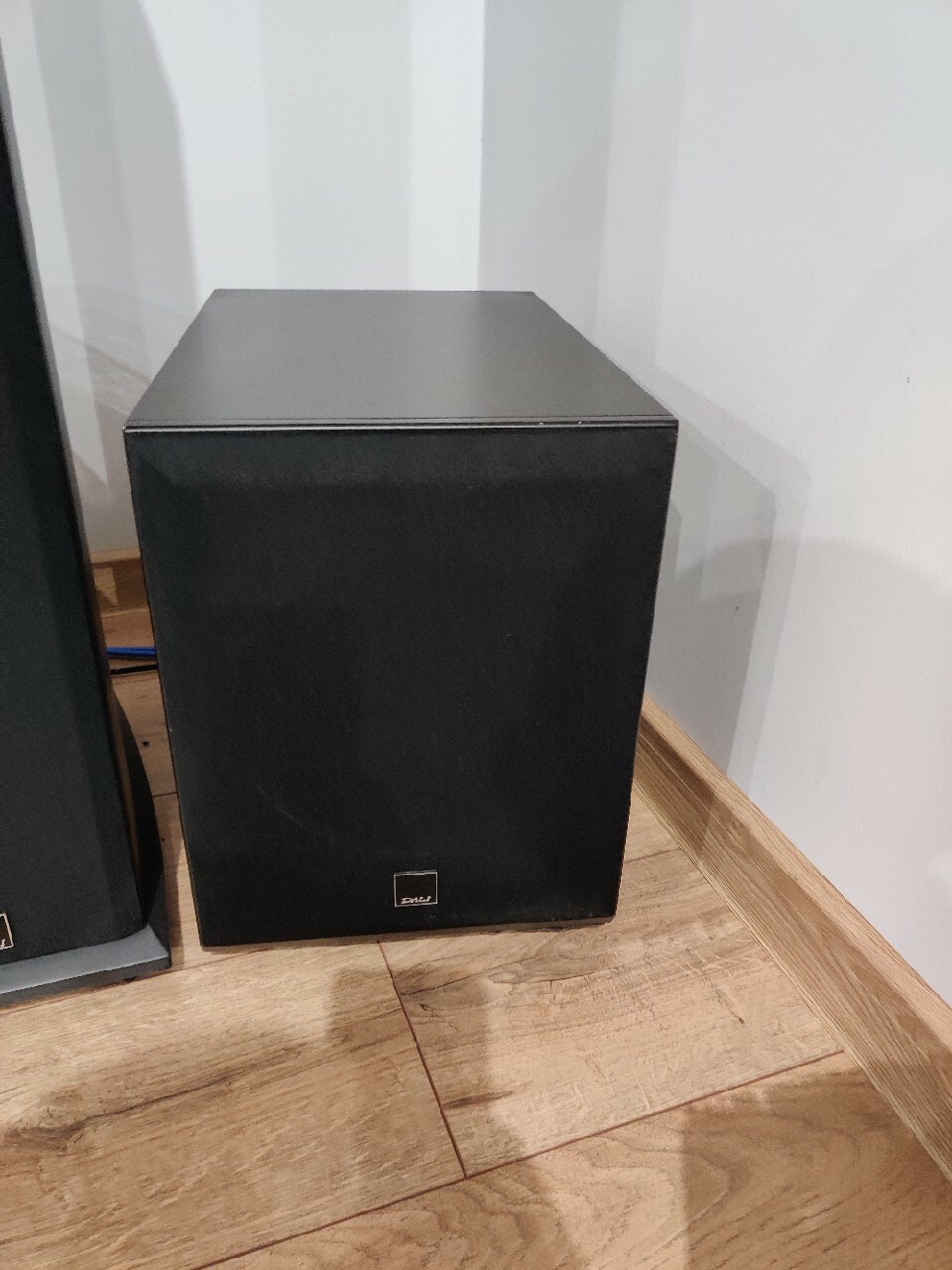 Subwoofer aktywny Dali Trio AW8 | Gębice | Kup teraz na Allegro Lokalnie