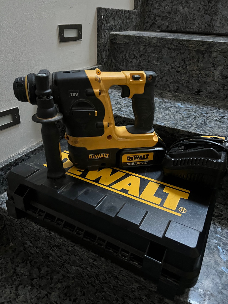 Dewalt dch213 deals