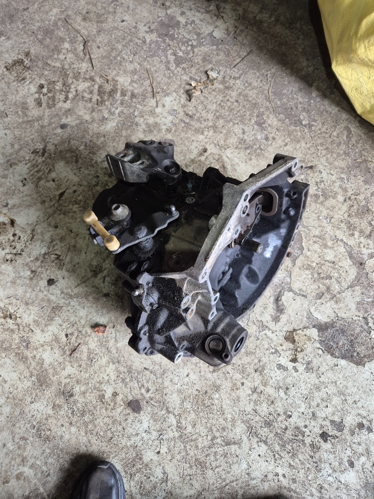 20CQ65 КОРОБКА ПЕРЕДАЧ PEUGEOT 207 CITROEN C3 