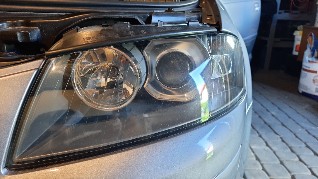 Lampy xenon audi a3 8p lewa + prawa z osprzętem Kołczygłowy Kup