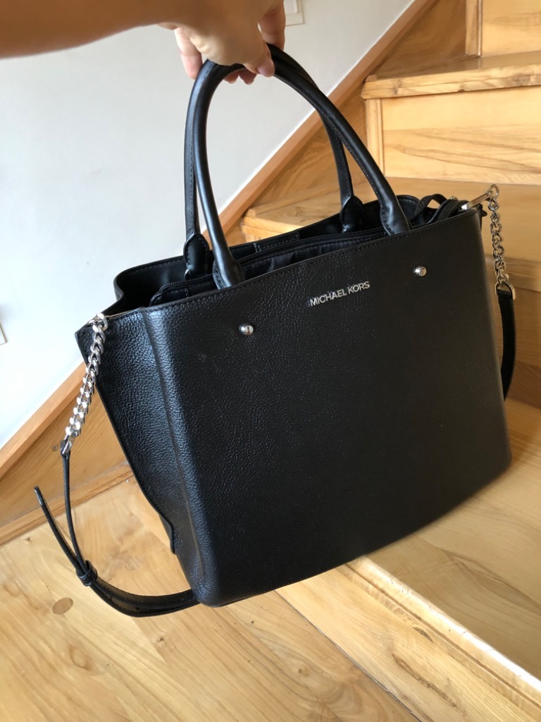 Michael kors deals a4