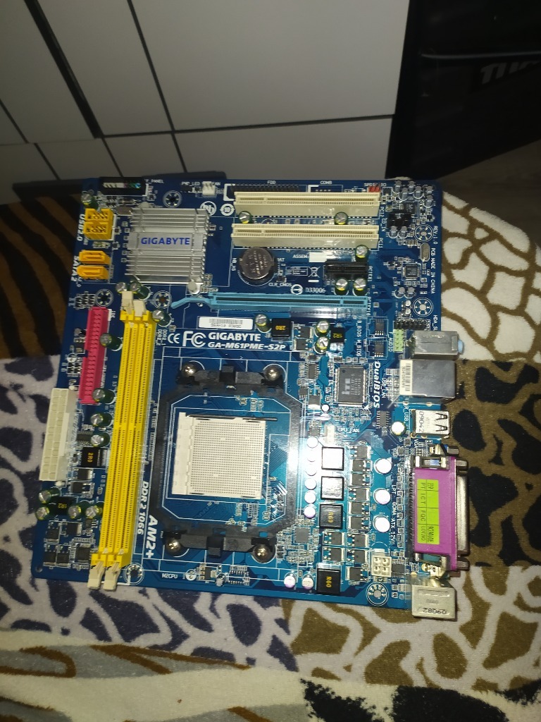 Płyta główna GIGABYTE GAM61MES2P AM2+ DDR2 Chorzów Kup teraz na