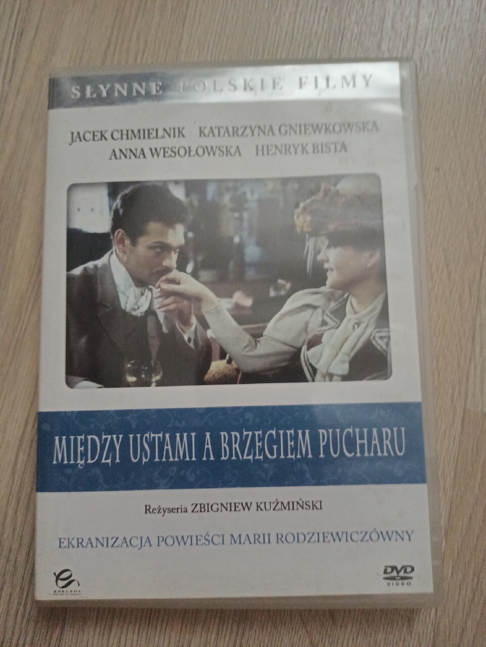 Między Ustami A Brzegiem Pucharu Film Video