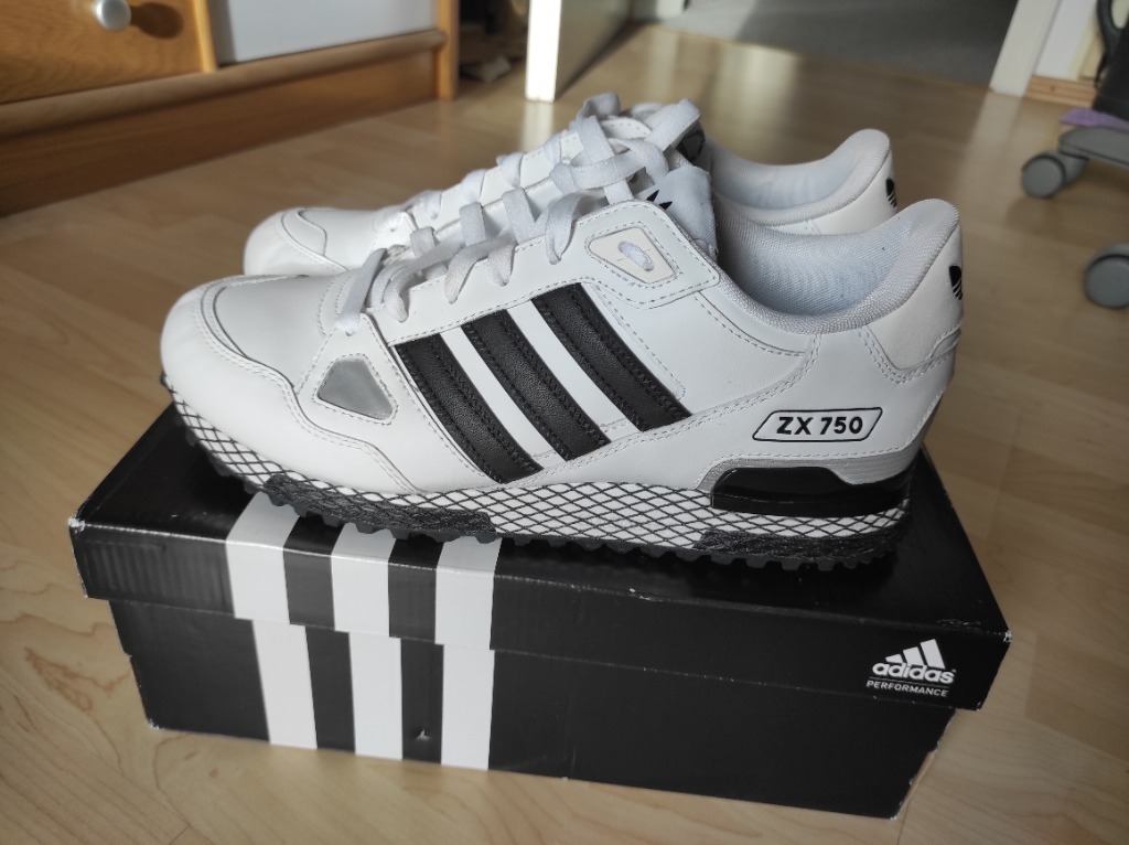 Adidas zx 750 bianche cheap