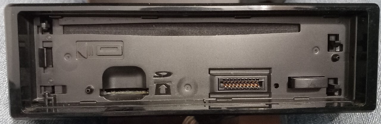 RADIO SAMOCHODOWE PIONEER DEH-4200SD | Laszki | Licytacja na Allegro ...