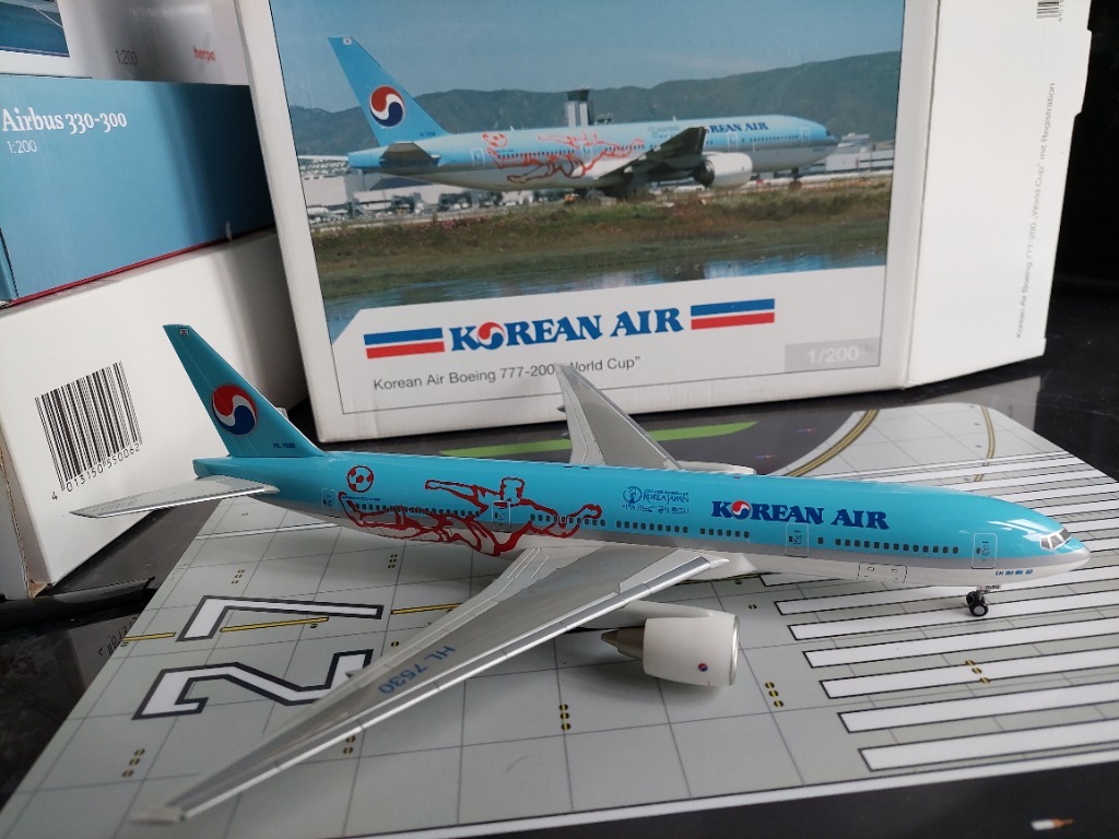 BOEING B 777-200 KOREAN AIRLINES 1:200 HERPA | Warszawa | Kup