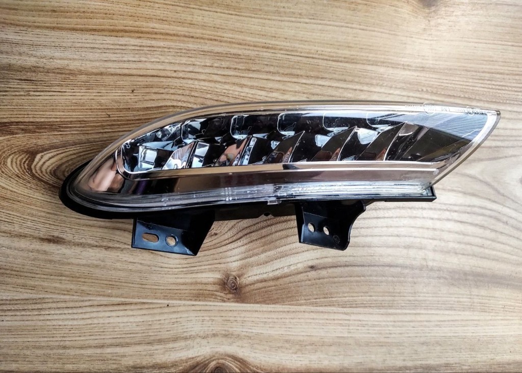 Sustituye Tu Luz Rota: Faro Diurno LED Para Renault Grand Scénic 3 (2012-2016) Lado Conductor