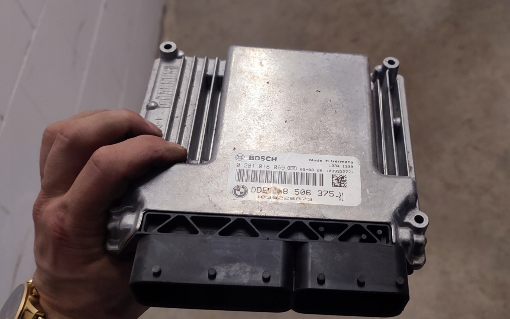КОМП'ЮТЕР BMW BOSCH 0281016069 8506375 