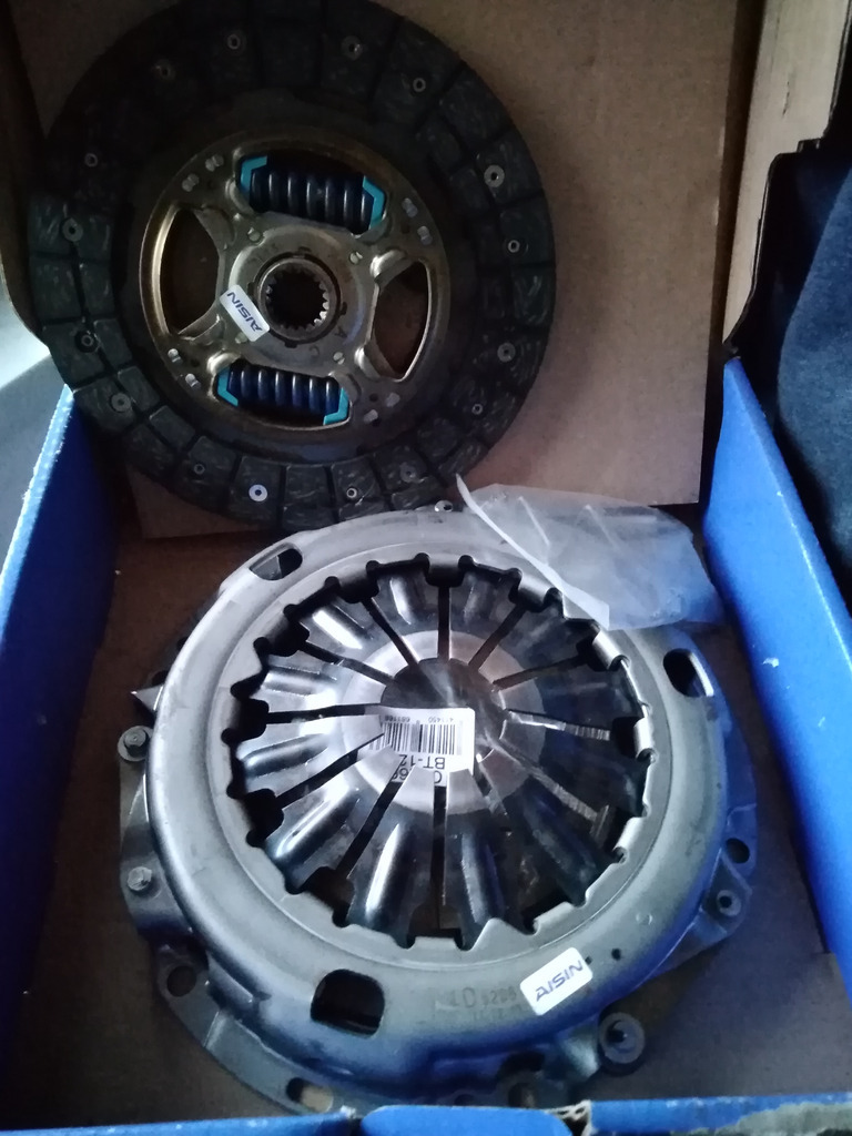 Sprzęgło AISIN KT330 swift swift toyota yaris Truskaw Kup teraz na