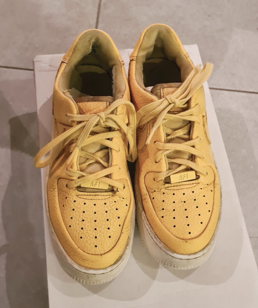 Nike air top force 1 zolte