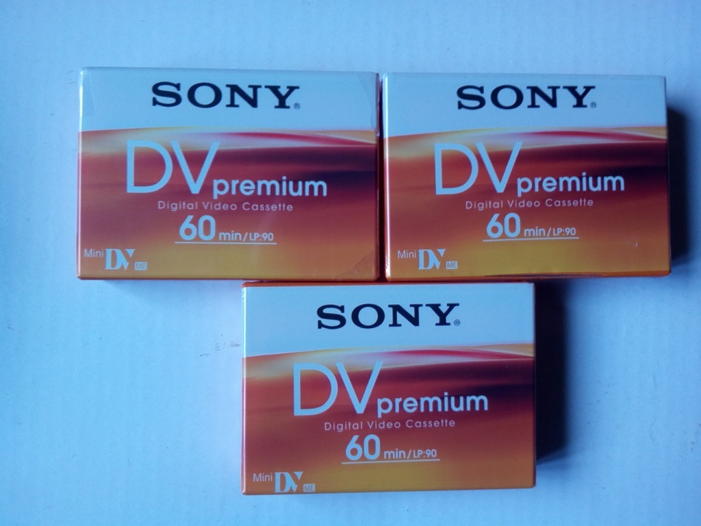 Kasety Mini DV Premium Sony 60 min. zestaw Łódź Licytacja na