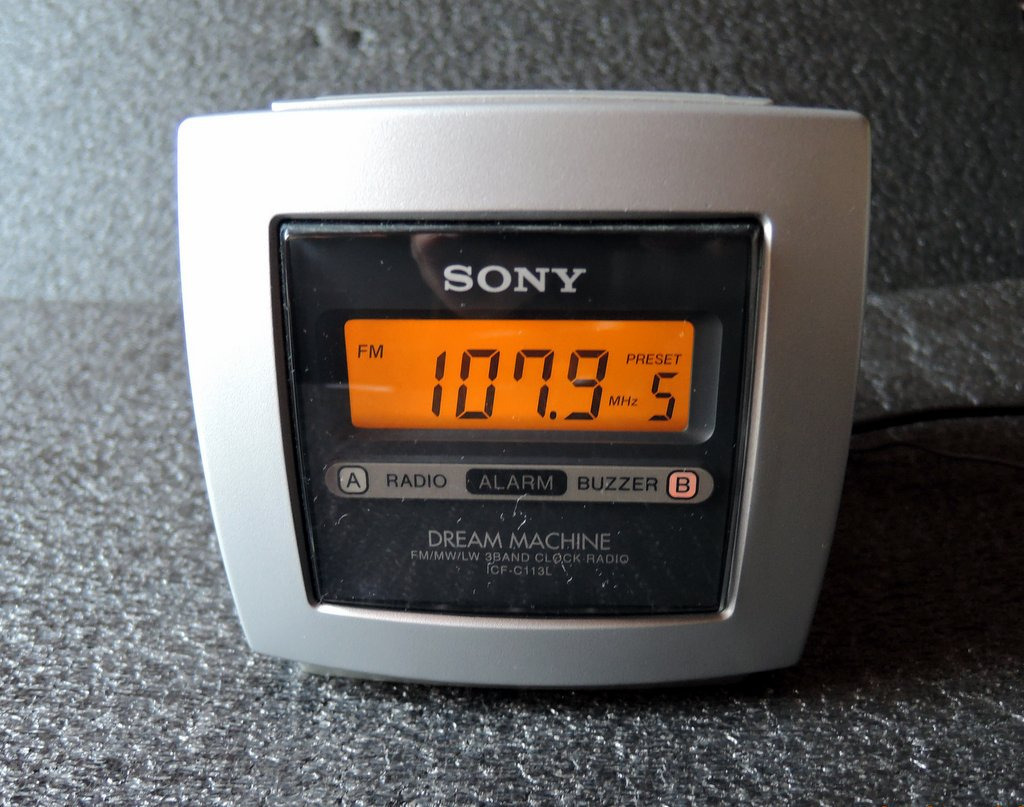 Radiobudzik Sony ICFC113L Dream Machine Przemyśl Kup teraz na