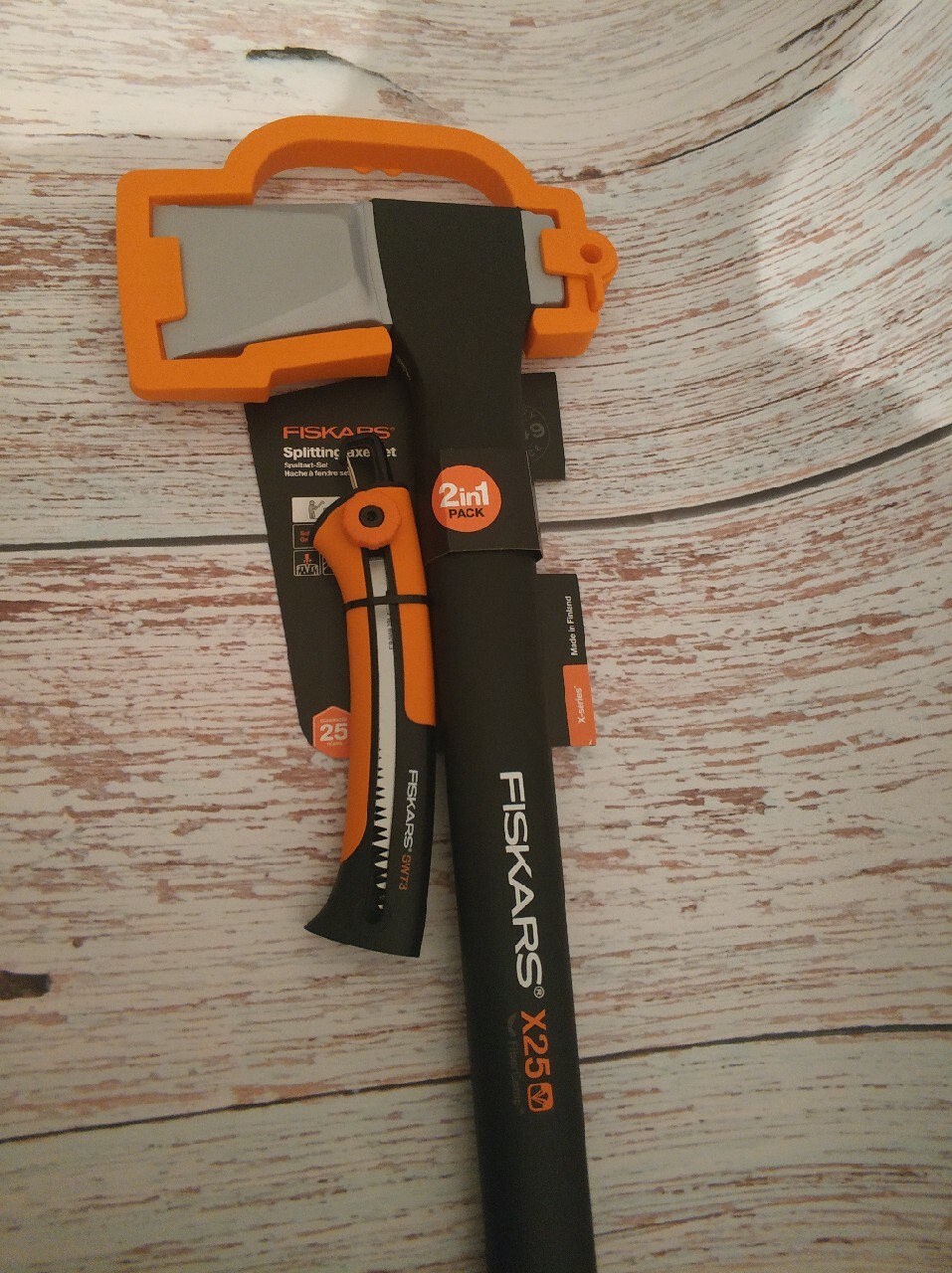 Siekiera Fiskars x25 w zestawie z piłką, nowa Sochaczew Ogłoszenie