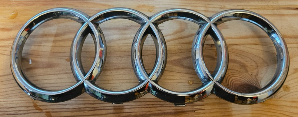 ЕМБЛЕМА ЗНАЧОК AUDI A4 B8 B9 A3 8V BTA582710080 582710080 