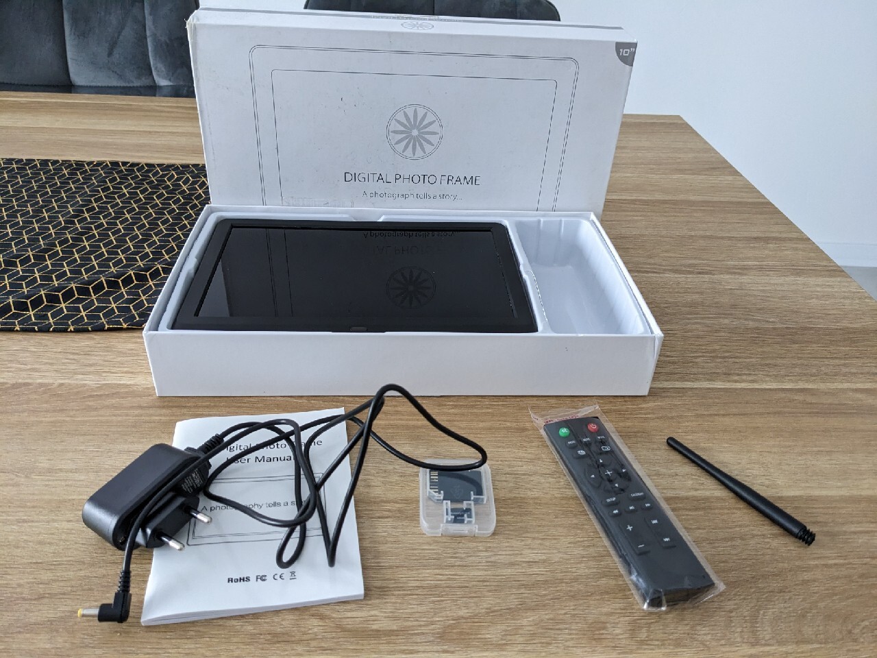 Digital Photo Frame with P100 32GB SD Card 10" Zagórze Kup teraz na