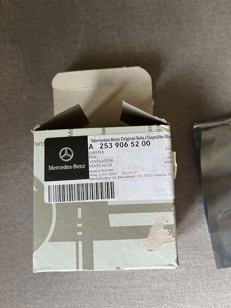 ВЕНТИЛЯТОР ФАРИ LED (СВІТЛОДІОД) MERCEDES A253 W253 A2539065200 