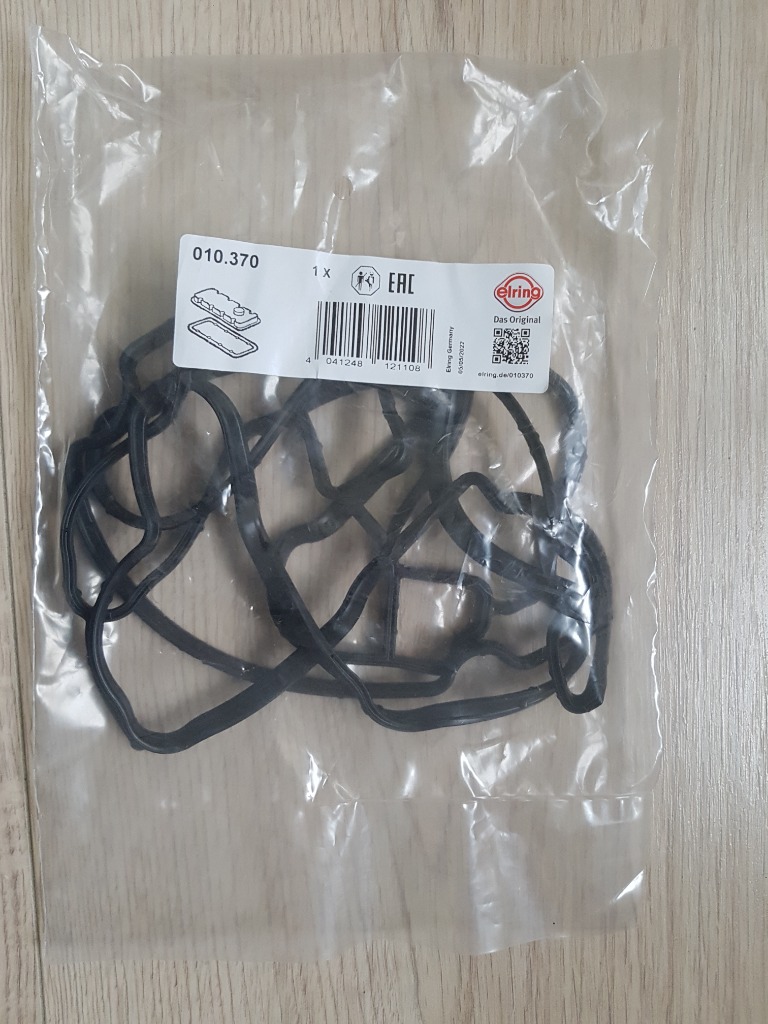 ELRING 010370 УЩІЛЬНЮВАЧ КРИШКИ КЛАПАНІВ OPEL ASTRA ZAFIRA VECTRA 