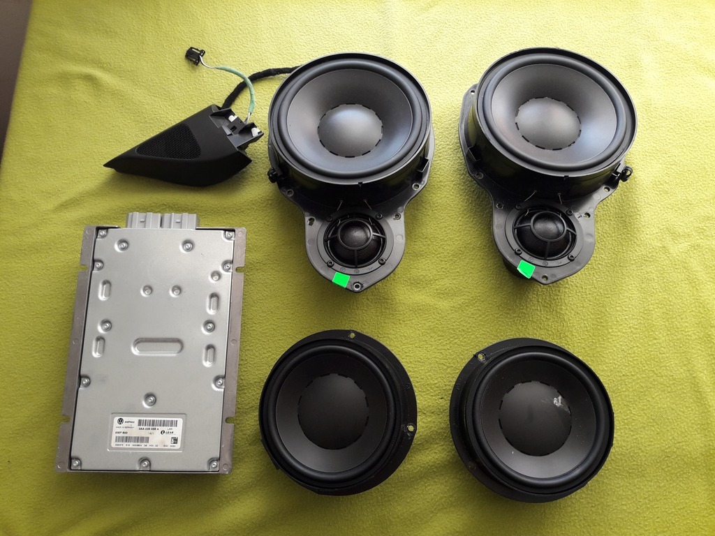 Dynaudio passat b7