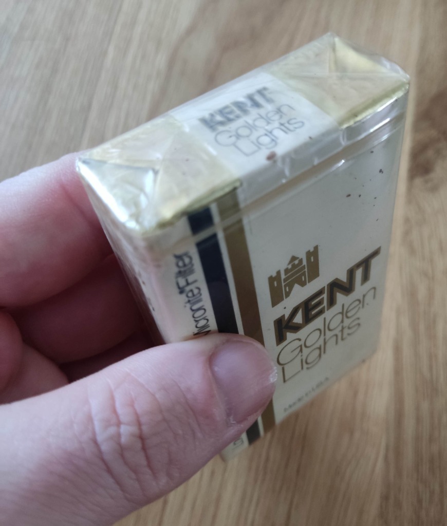Kolekcjonerskie papierosy Kent Golden Lights Żary Kup teraz na