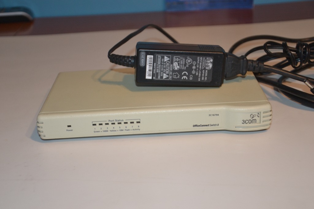 Switch 3COM 3C16794 OfficeConnect Dual Speed 8 | Kraków | Kup teraz na ...