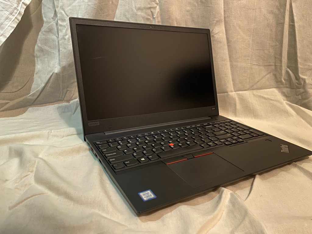 お値下げ❗️ThinkPad E580 Lenovo ThinkPad E580 - スペック、テスト、価格 | LaptopMedia 日本