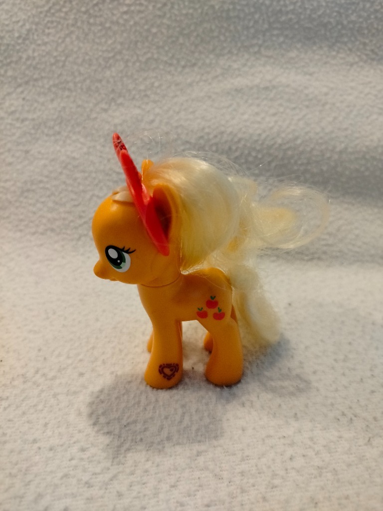 Kucyk My Little Pony Applejack Niepołomice Kup teraz na Allegro