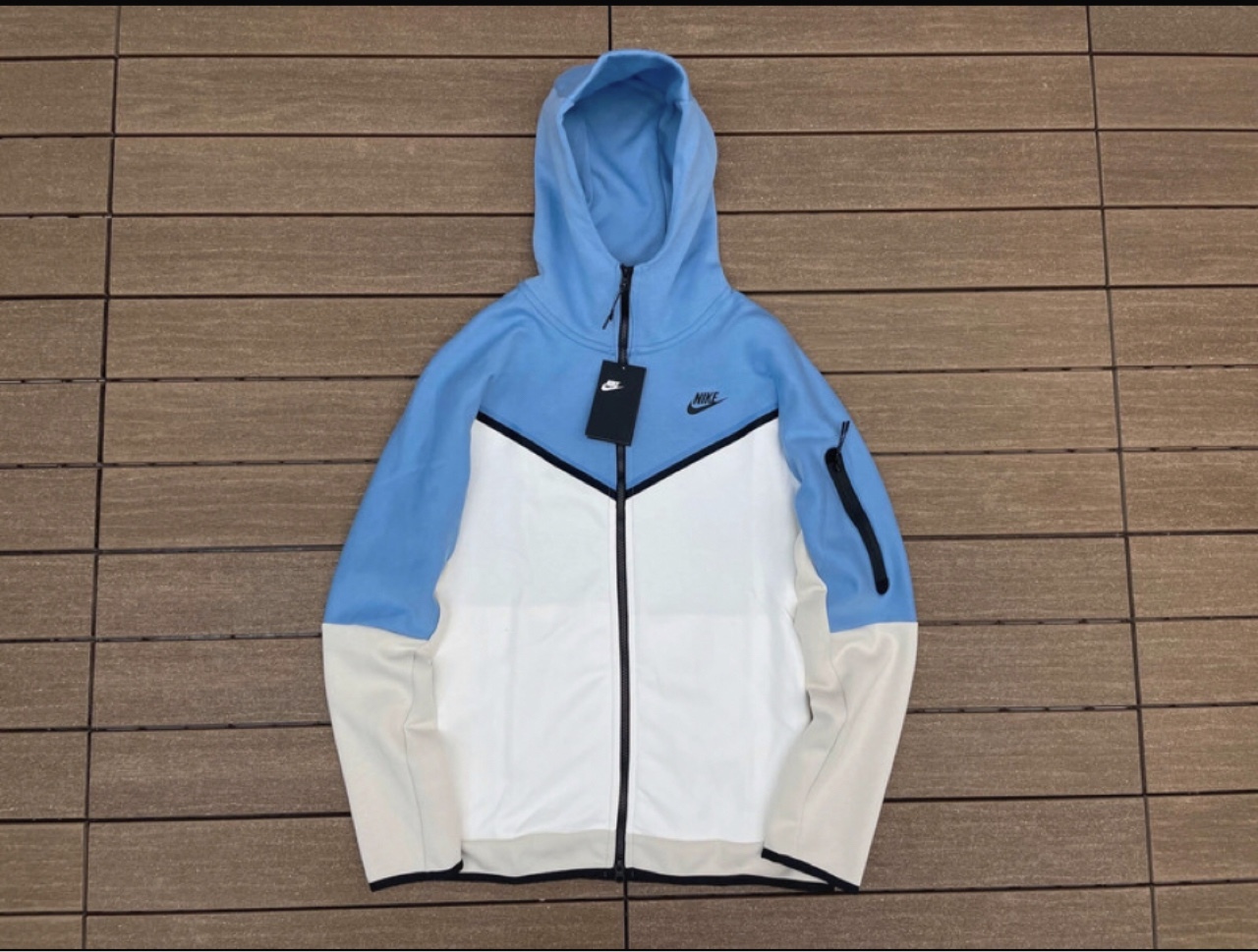 tech fleece baby blue