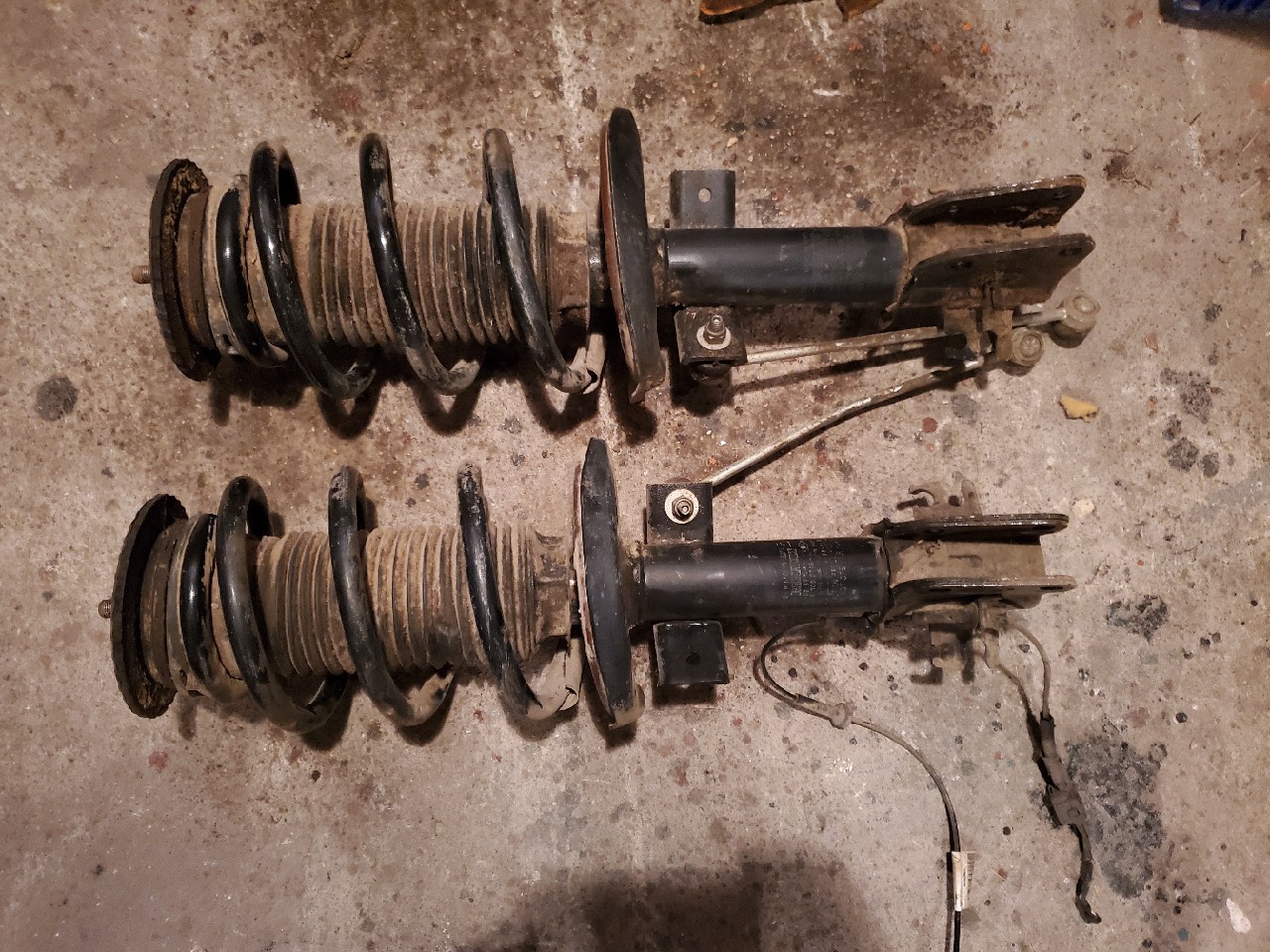 RENAULT MASTER 3 АМОРТИЗАТОРИ ПЕРІД ZE ПРУЖИНА 543028774R 543028774 L+P 