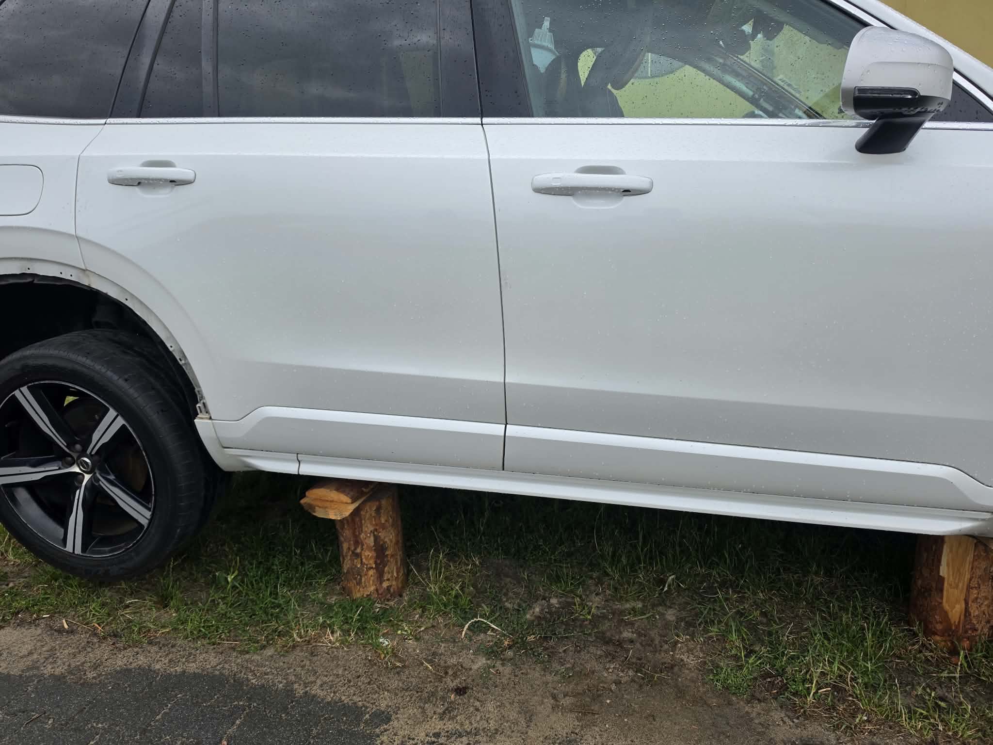 ДВЕРІ ПРАВЕ RH VOLVO XC 90 II 