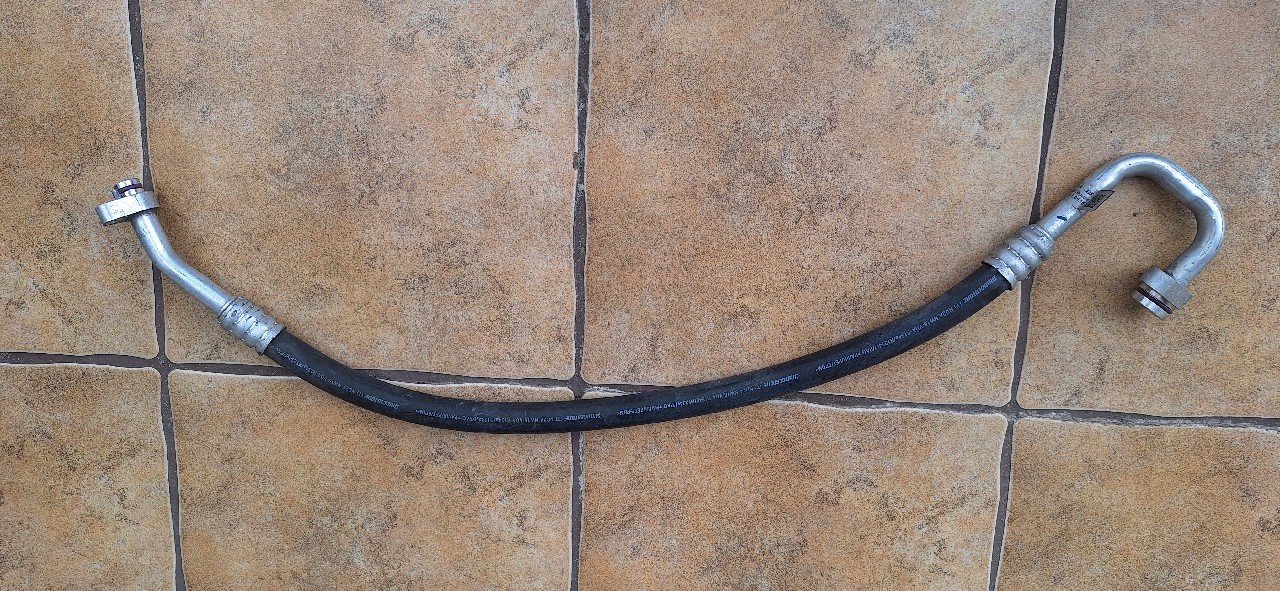 8W0816743B ПРОВІД КОНДИЦІОНЕРА AUDI 