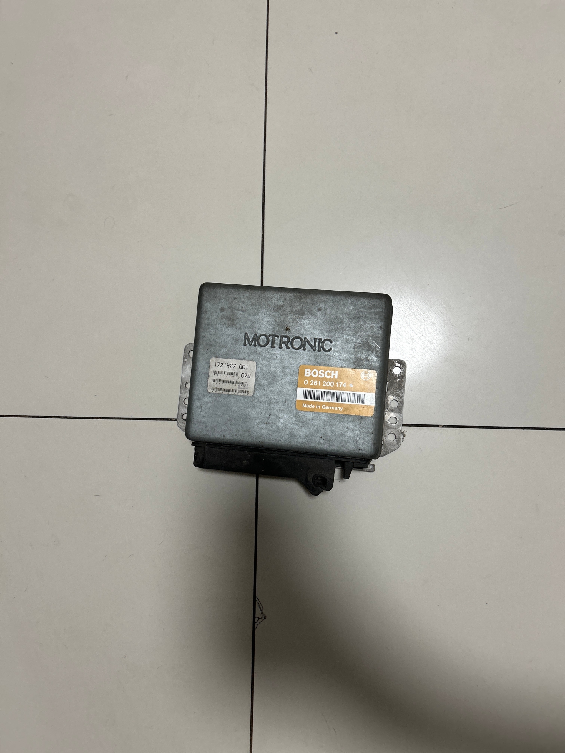 БЛОК КЕРУВАННЯ ДВИГУНА BMW E30 E36 BOSCH 0261200174 