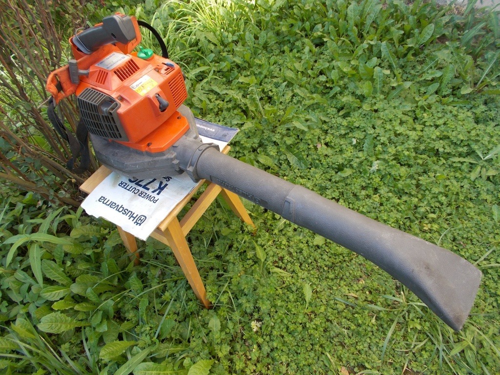 Dmuchawa spalinowa Husqvarna 225 HBV Odpala Stary Wielisław